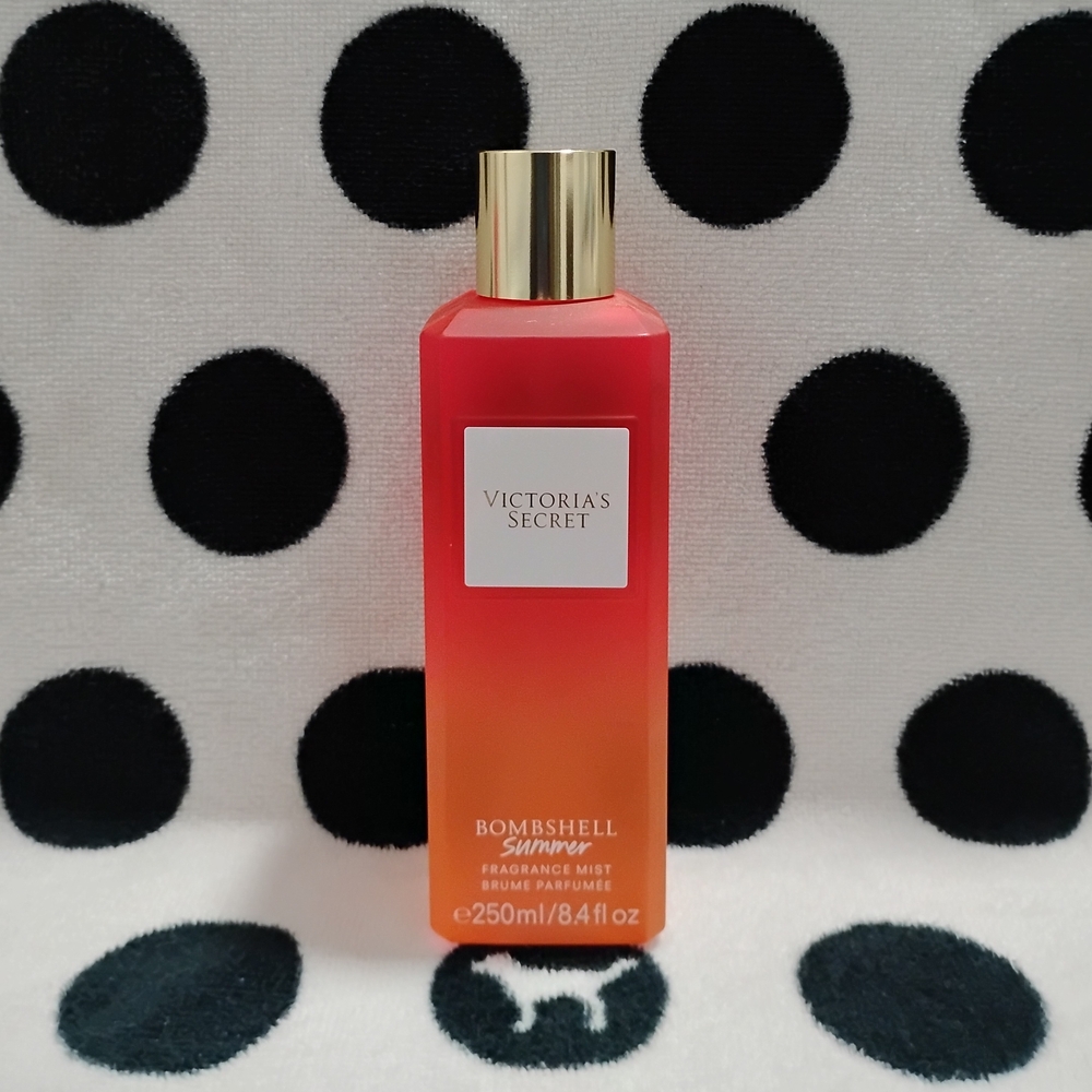 NEW Victoria's Secret Bombshell Summer 8.4 oz Body Mist *RETIRED* *RARE* *HTF*